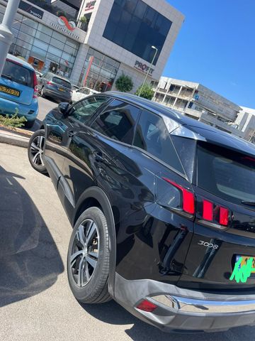 פיג'ו 3008