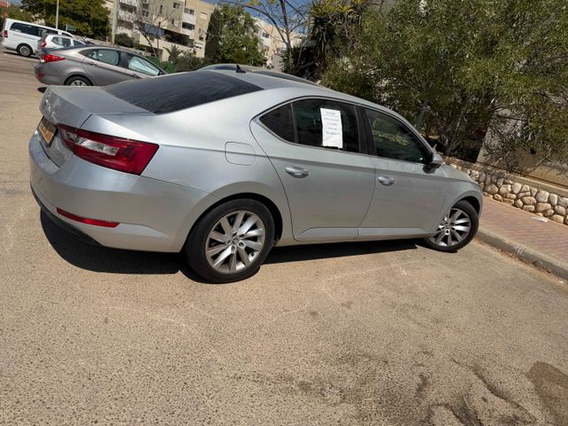 סקודה סופרב