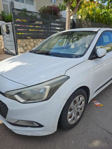 מודעת רכב יונדאי i20