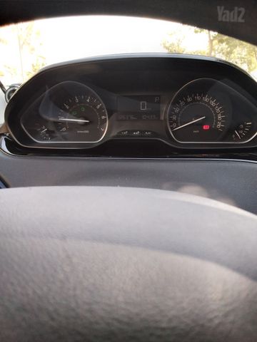 פיג'ו 208