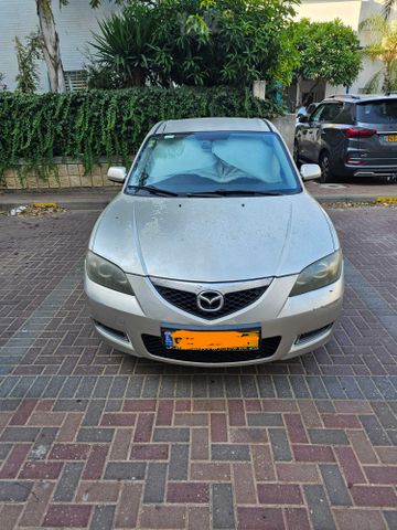 מאזדה 3