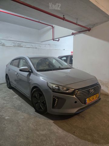 יונדאי איוניק