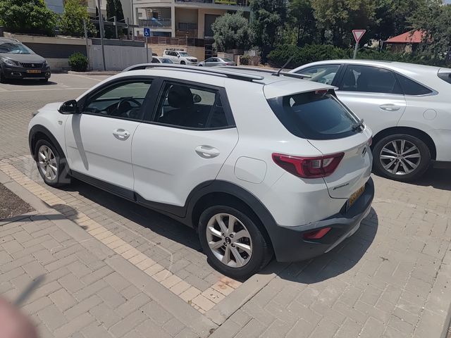 קיה סטוניק