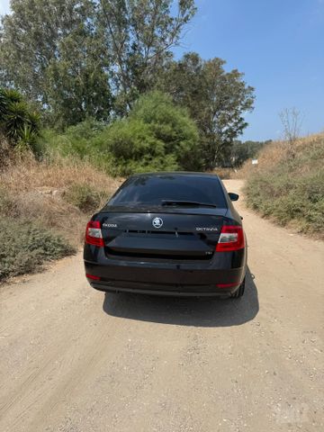 סקודה אוקטביה