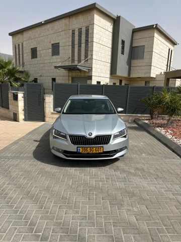 סקודה סופרב