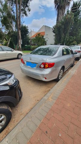 טויוטה קורולה