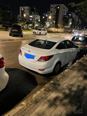 יונדאי אקסנט i25
