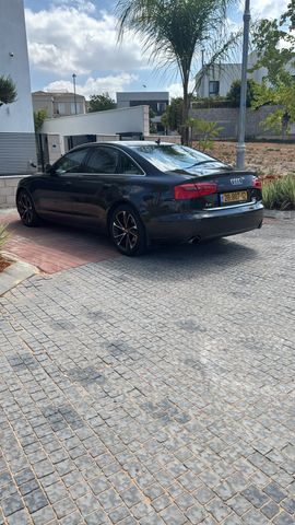 אאודי A6