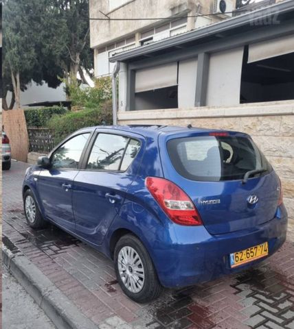 מודעת רכב יונדאי i20