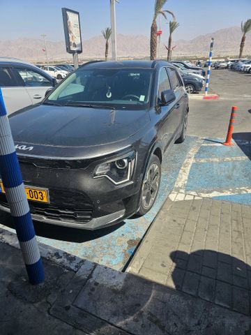 קיה נירו