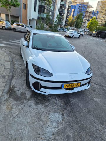 יונדאי איוניק 6