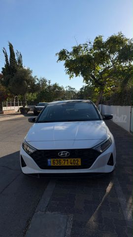 יונדאי i20