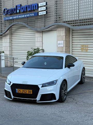 אאודי TT