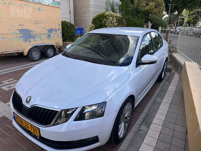 סקודה אוקטביה