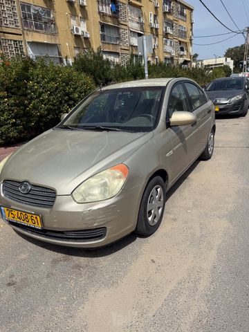 יונדאי אקסנט i25
