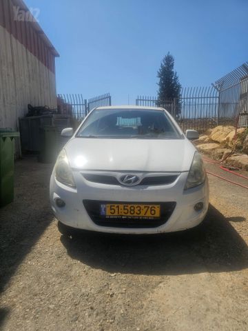 יונדאי i20