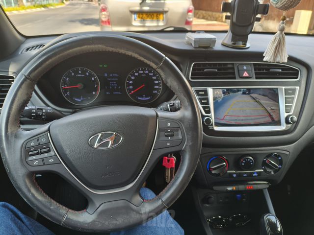 יונדאי i20