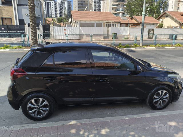 יונדאי i20