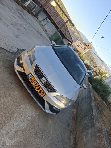 סיאט לאון