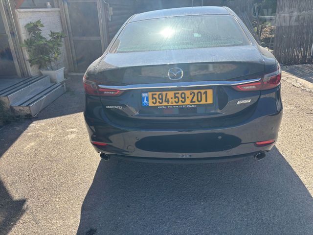מאזדה 6