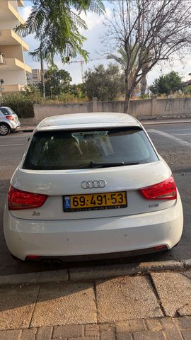 אאודי A1