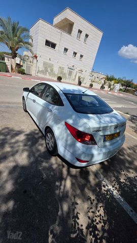 מודעת רכב יונדאי אקסנט i25