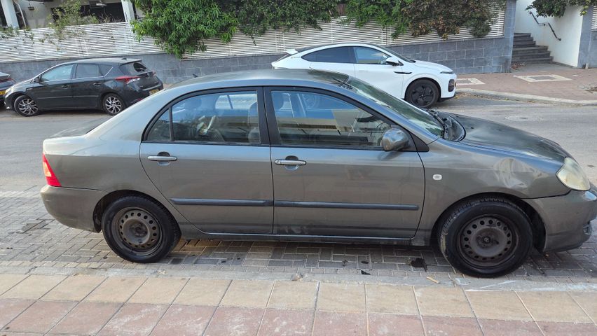 טויוטה קורולה