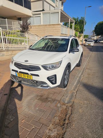 מודעת רכב קיה סטוניק