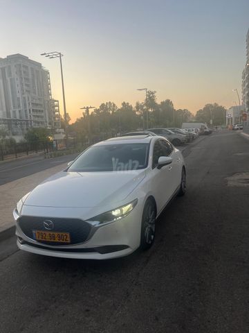 מאזדה 3