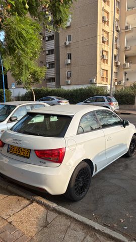 מודעת רכב אאודי A1