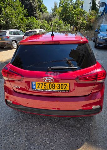 מודעת רכב יונדאי i20