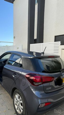 מודעת רכב יונדאי i20
