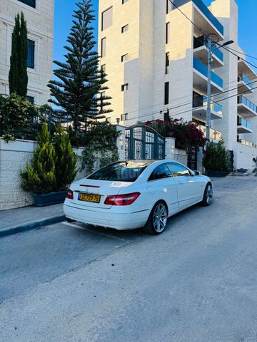 מודעת רכב מרצדס-בנץ E-class