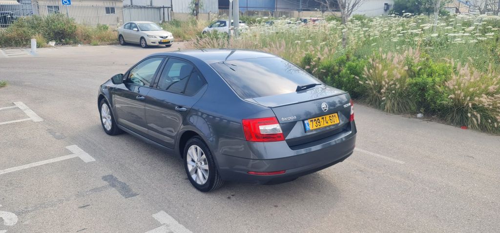 סקודה אוקטביה 