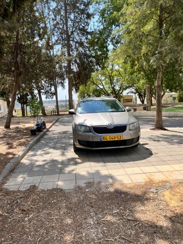 סקודה אוקטביה