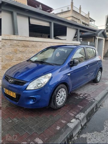 יונדאי i20