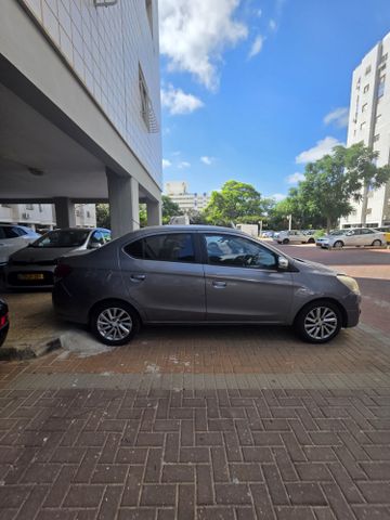 מודעת רכב מיצובישי אטראז'
