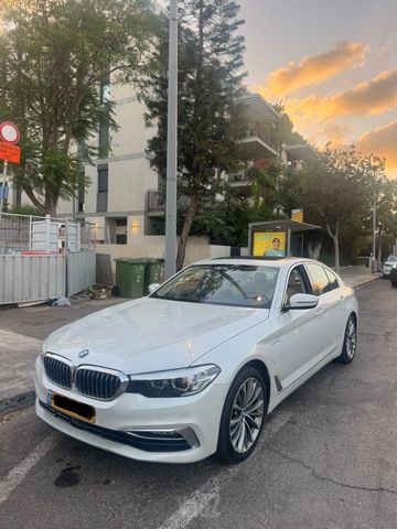 מודעת רכב ב מ וו סדרה 5