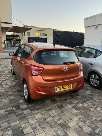 יונדאי i10