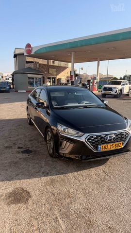 יונדאי איוניק