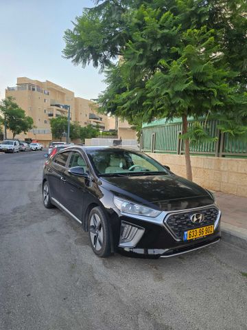 יונדאי איוניק