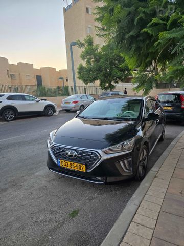 יונדאי איוניק