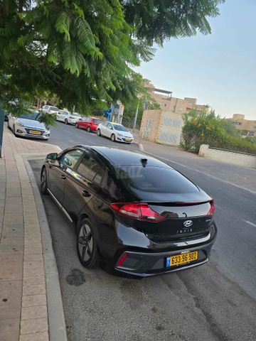 יונדאי איוניק