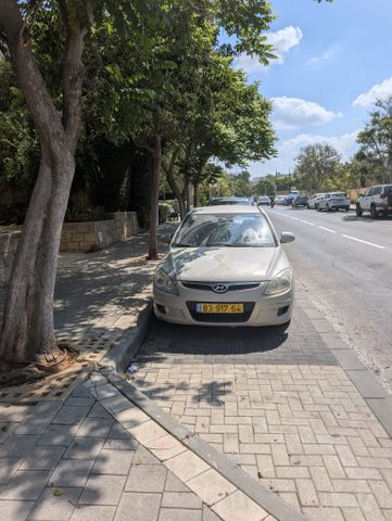 יונדאי i30