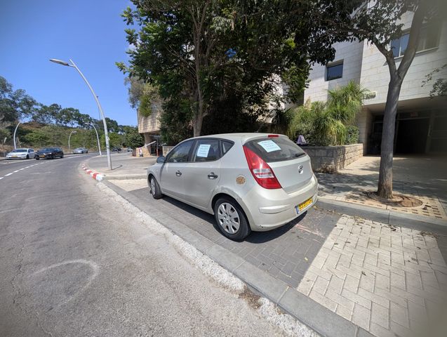 יונדאי i30