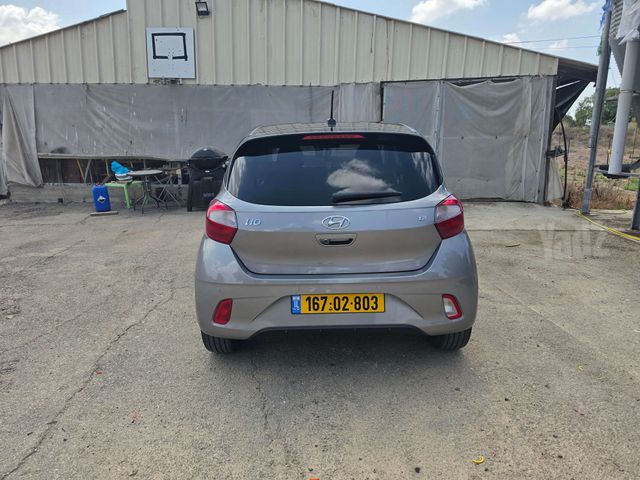 יונדאי i10