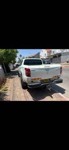 מיצובישי טרייטון / L200