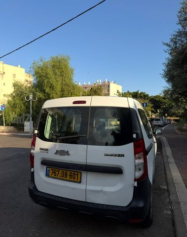 דאצ'יה דוקר
