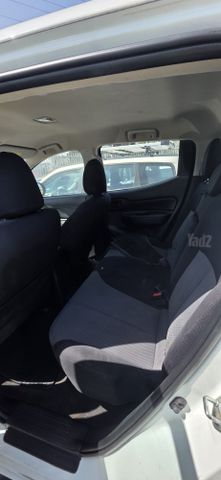 מיצובישי טרייטון / L200