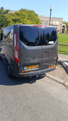 פורד טרנזיט קוסטום